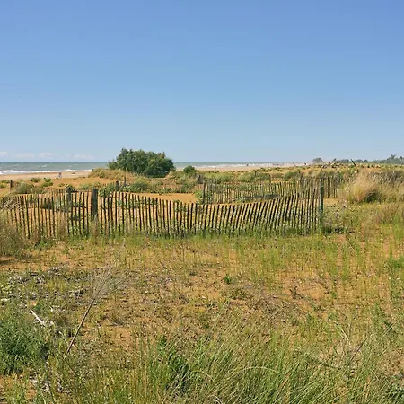 Find Peace Near The Sea In Our Welcoming Flat Appartamento *