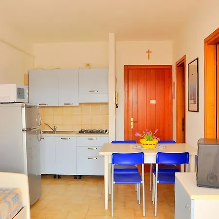 Find Peace Near The Sea In Our Welcoming Flat